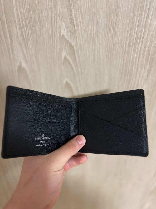 루이비통 반지갑