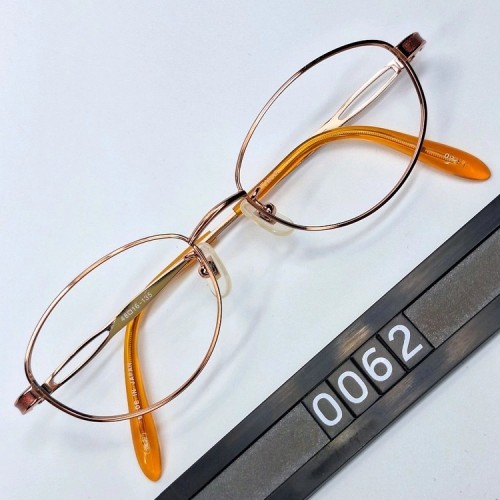 일본 하우스 브랜드 CERASEE CS-4534 순수 티타늄 오발 안경테/여성안경 y2k 패션 아이웨어 빈티지