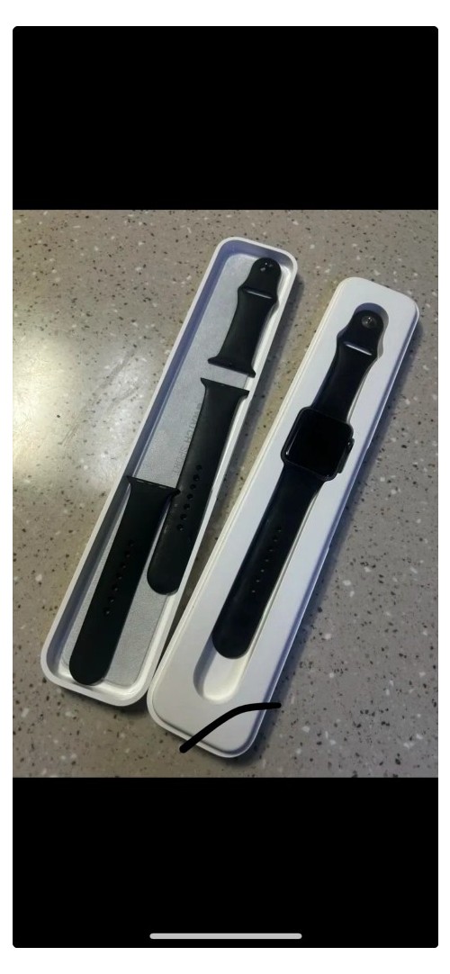 애플워치 se1 스페이스 그레이알루미늄 케이스 44mm 블랙 판매합니다.