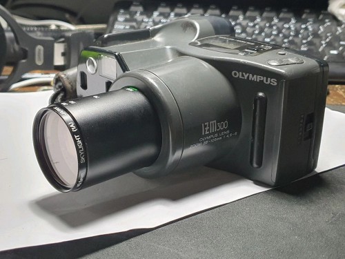 택포/올림푸스 IZM300 캠코더형 필름카메라 / 빈티지 레트로 로모 앤틱 y2k 일본 감성 필카 촬영 사진