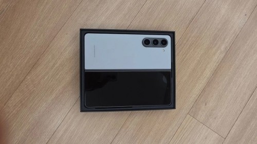 폴더블 스마트폰 512GB