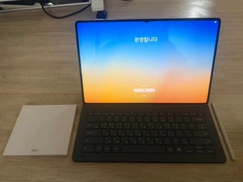 갤럭시 탭 S11 울트라 256GB + 정퓸 키보드 일괄 판매